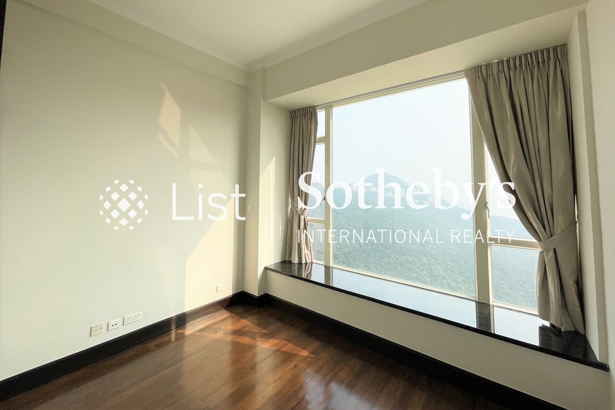 The Mount Austin The Mount Austin | Second En-suite Bedroom