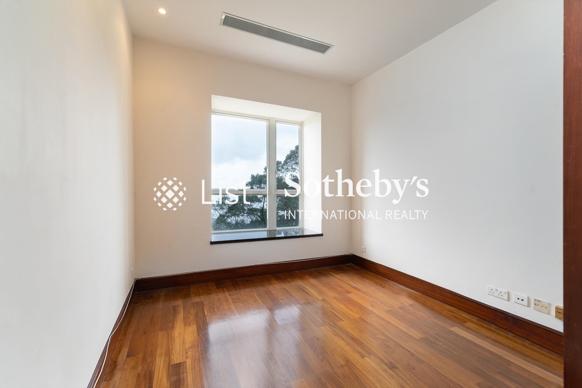 The Mount Austin The Mount Austin | Third Bedroom