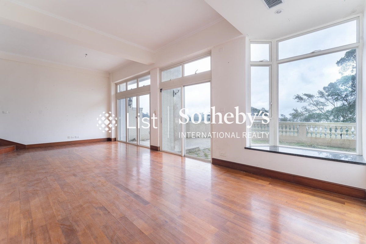 The Mount Austin The Mount Austin | Living and Dining Room