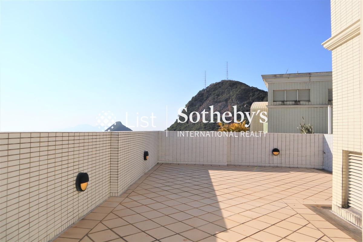 The Mount Austin The Mount Austin | Private Roof Terrace