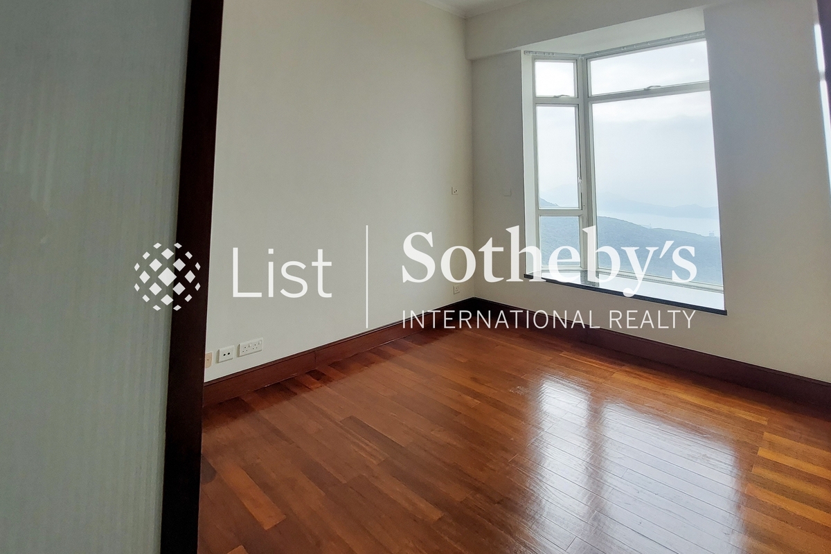 The Mount Austin The Mount Austin | Second Bedroom