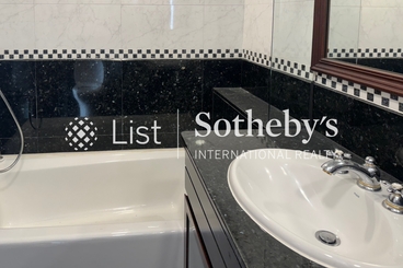 The Mount Austin The Mount Austin | 