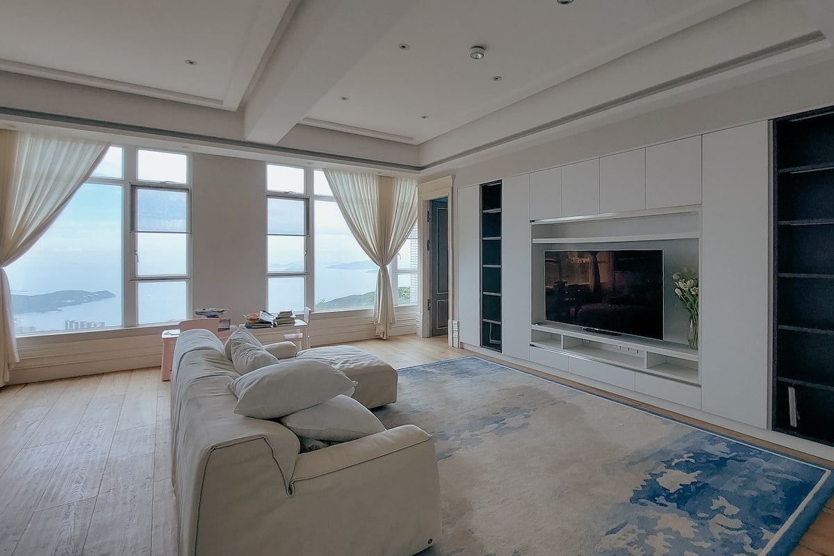 The Mount Austin The Mount Austin | Living Room