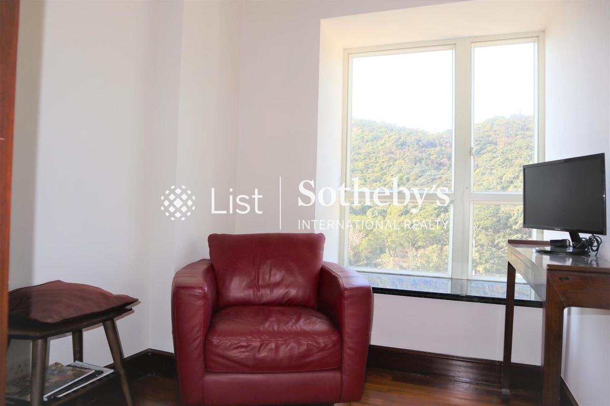 The Mount Austin The Mount Austin | Second Bedroom