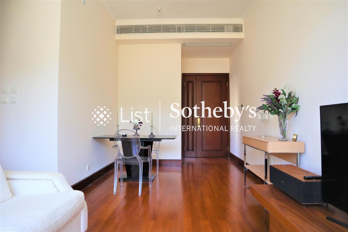 The Mount Austin The Mount Austin | Living and Dining Room