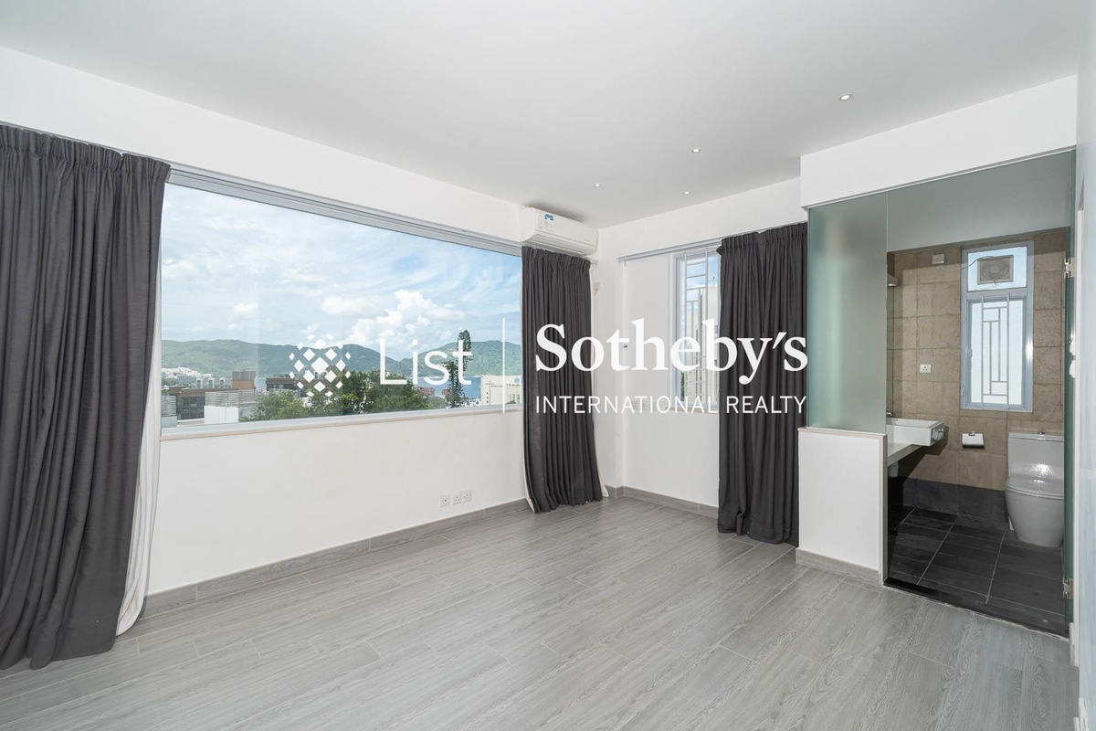 Bauhinia Garden 紫荊園 | Master Bedroom