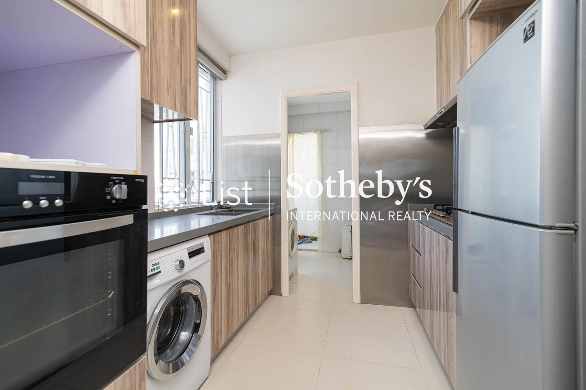 Bauhinia Garden 紫荊園 | Kitchen