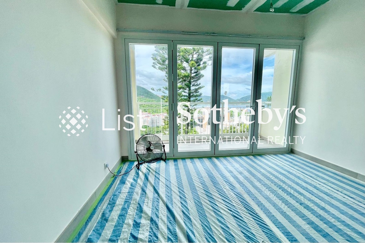 Bauhinia Garden 紫荊園 | Living Room