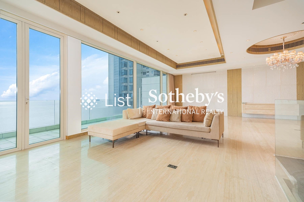 Residence Bel-Air Phase 5 Villa Bel-Air 貝沙灣 5期 洋房 | Living and Dining Room