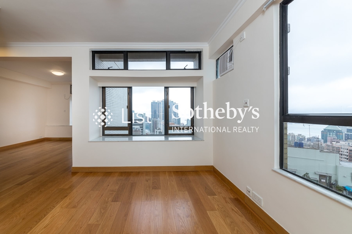 Glory Heights 嘉和苑 | Master Bedroom