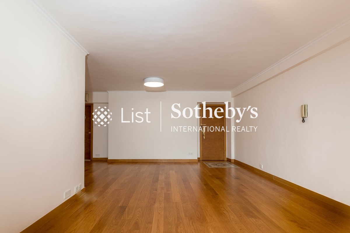 Glory Heights 嘉和苑 | Living and Dining Room