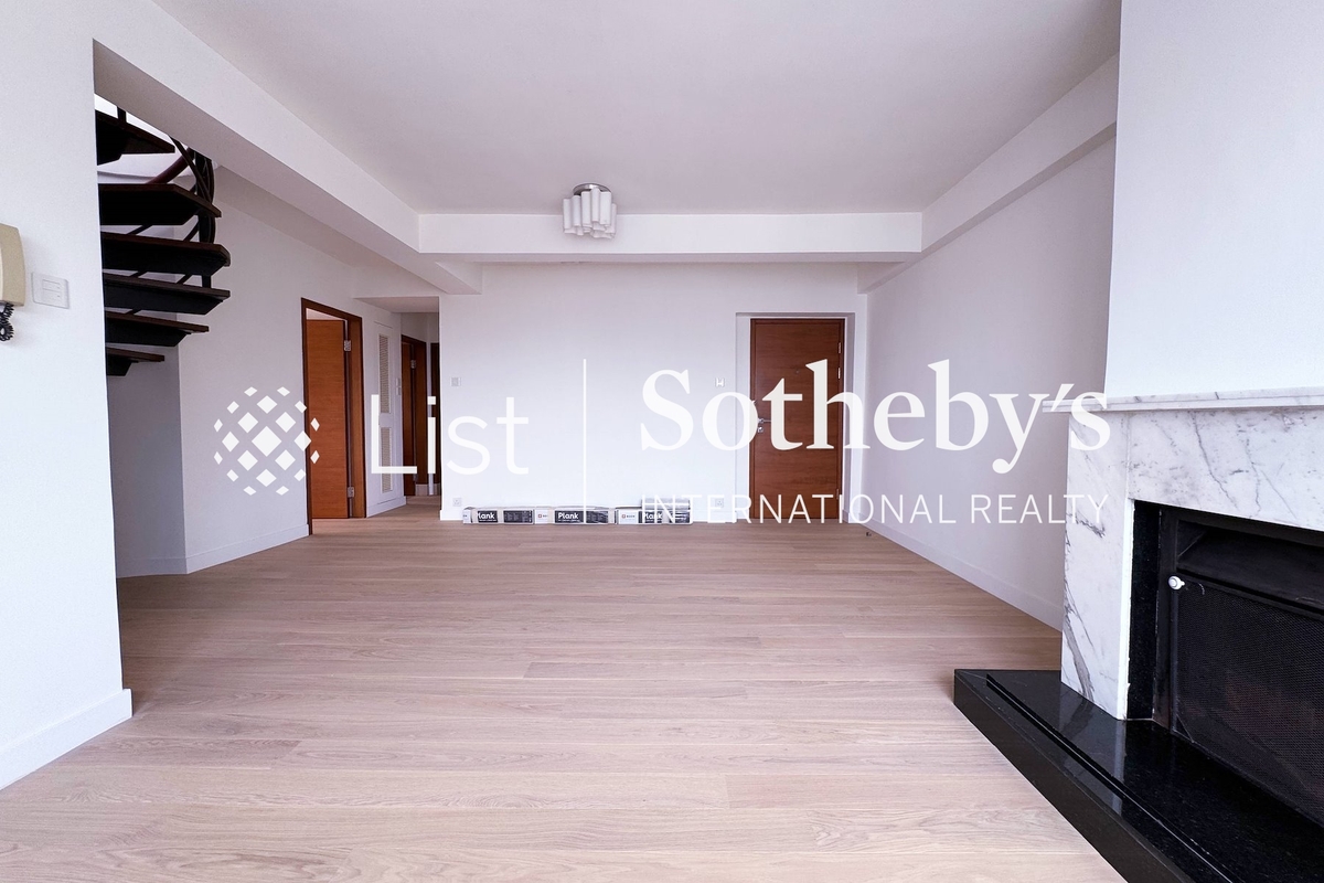 Glory Heights 嘉和苑 | Living and Dining Room