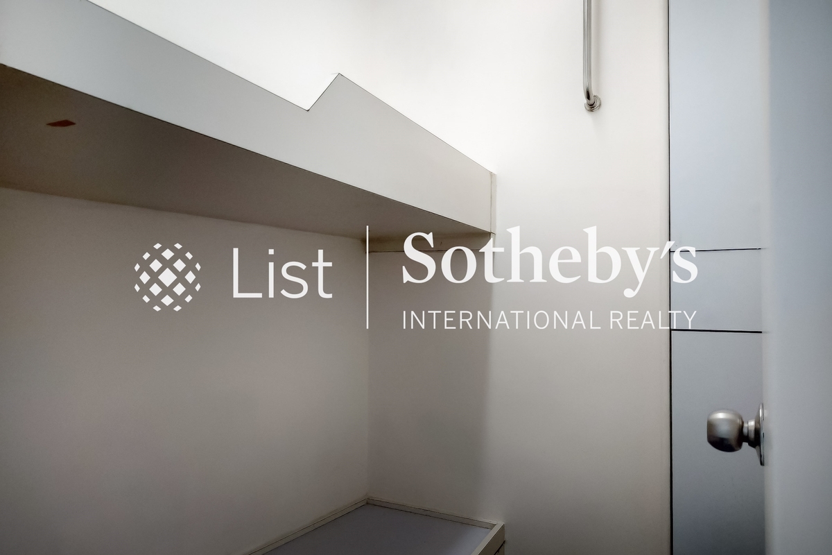 Scenic Heights 富景花園 | Maid's room