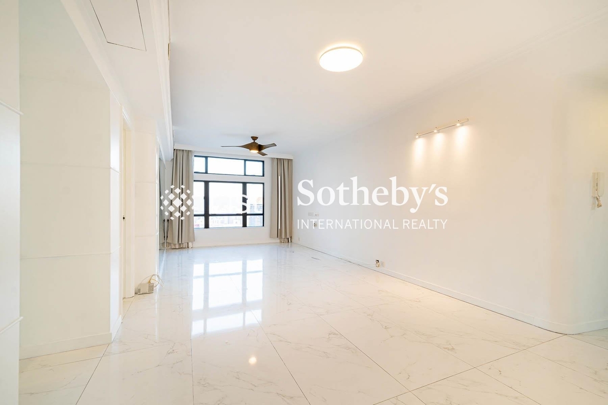 Scenic Heights 富景花園 | Living and Dining Room