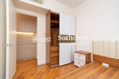 Residence Bel-Air Phase 1 貝沙灣第1期 | Built-in Wardrobe in Second Bedroom