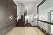 The Nautilus 南灣道16A號 | Internal Staircase
