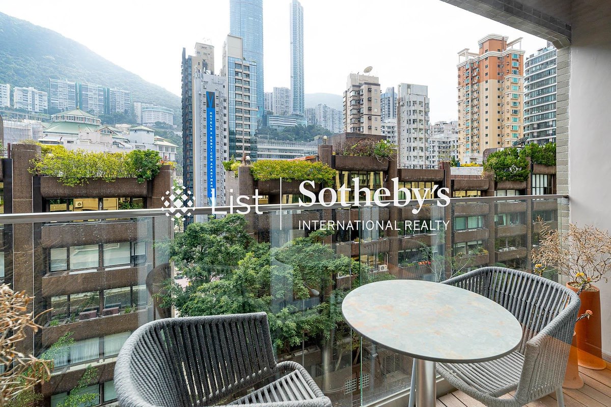 47-49 Blue Pool Road 藍塘道47-49號 | Balcony off Living and Dining Room