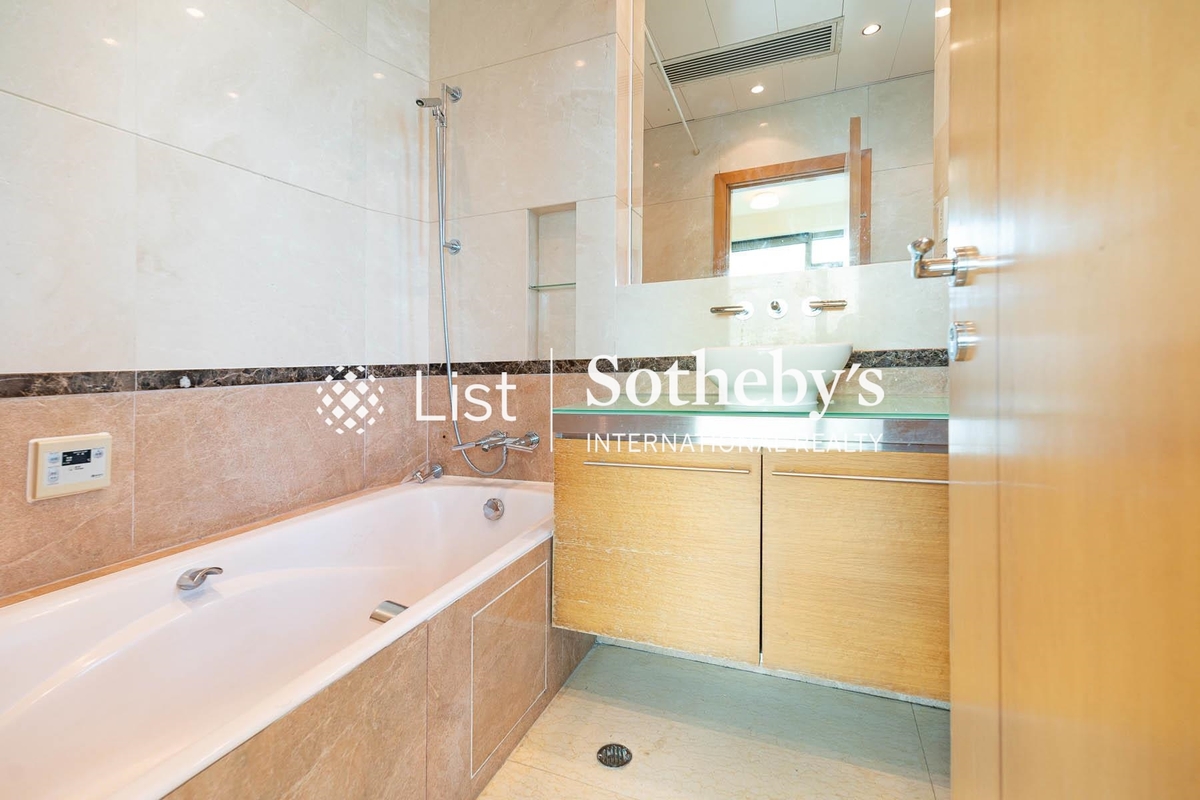 1-3 Homestead Road 堪仕達道1-3號 | Second En-suite Bathroom