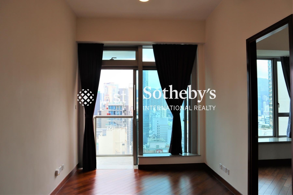 The Avenue 囍匯 | Living and Dining Room