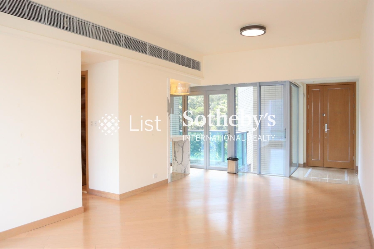 Larvotto 南灣 | Living and Dining Room