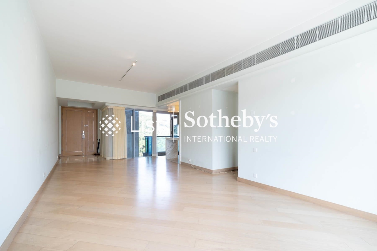 Larvotto 南灣 | Living and Dining Room