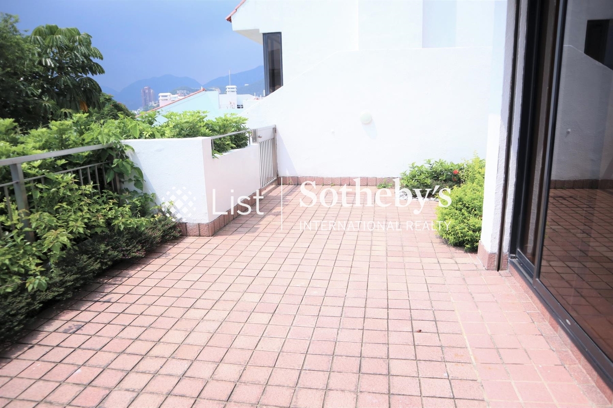 No. 9-10 Headland Road 赫蘭道9-10號 | Private Terrace off Living and Dining Room