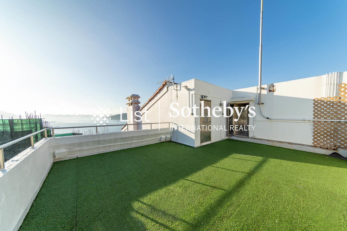 No. 9-10 Headland Road 赫蘭道9-10號 | First Private Roof Terrace