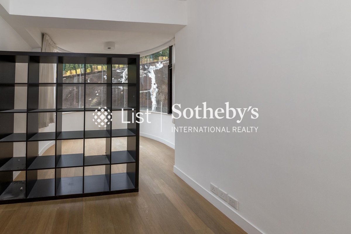 Springfield Gardens 春暉園 | Second Bedroom