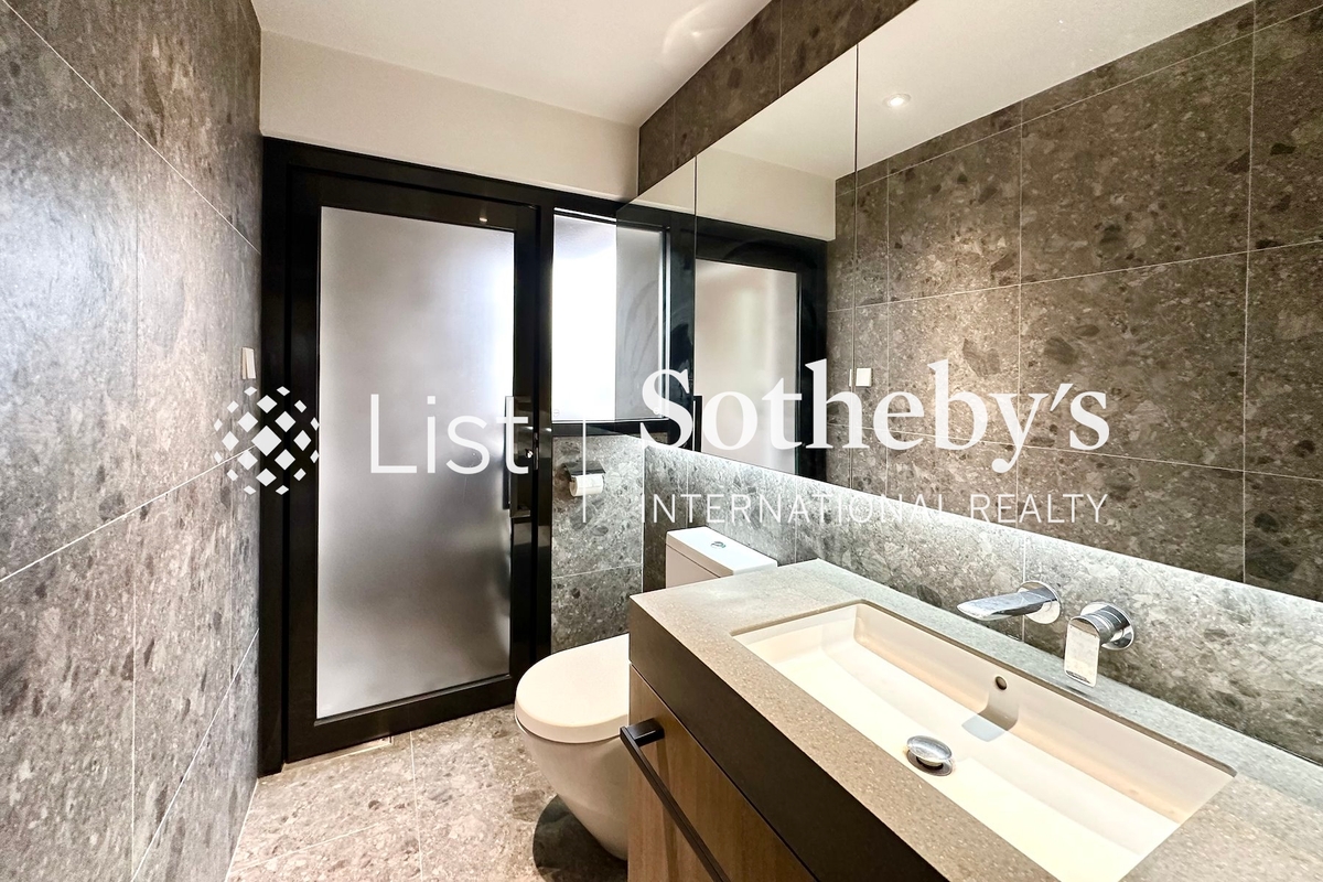 One Eleven One Eleven | Bathroom