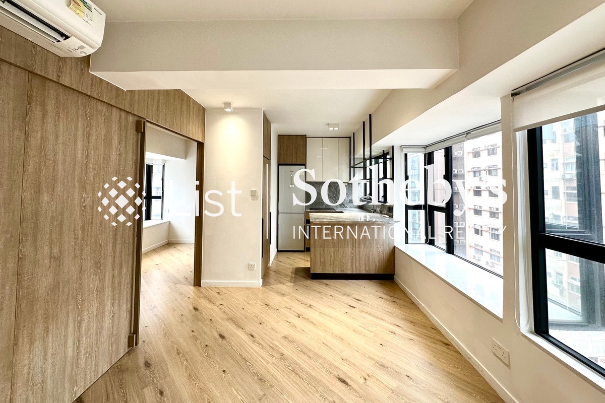 One Eleven One Eleven | Living and Dining Room
