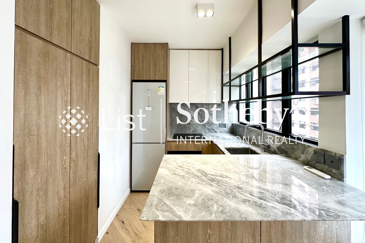 One Eleven One Eleven | Open Kitchen
