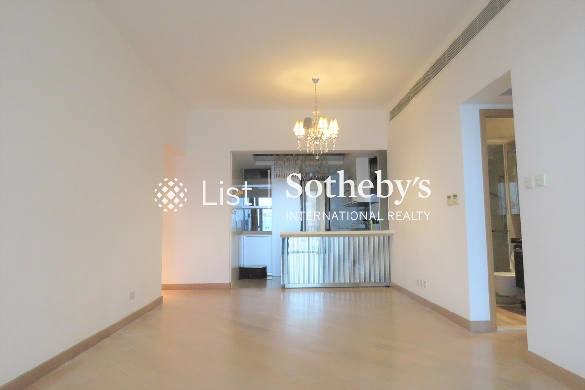 Imperial Cullinan 瓏璽 | Living and Dining Room