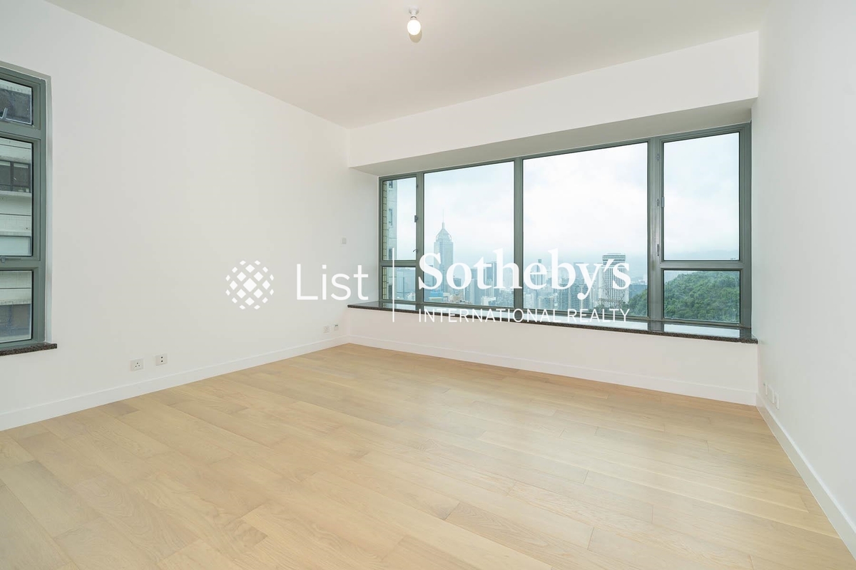 Bowen's Lookout Bowen's Lookout | Master Bedroom