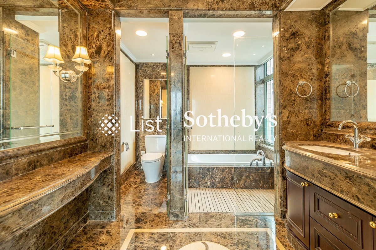 Bowen's Lookout Bowen's Lookout | Master Bathroom