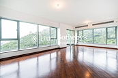 Bowen's Lookout Bowen's Lookout | Living and Dining Room