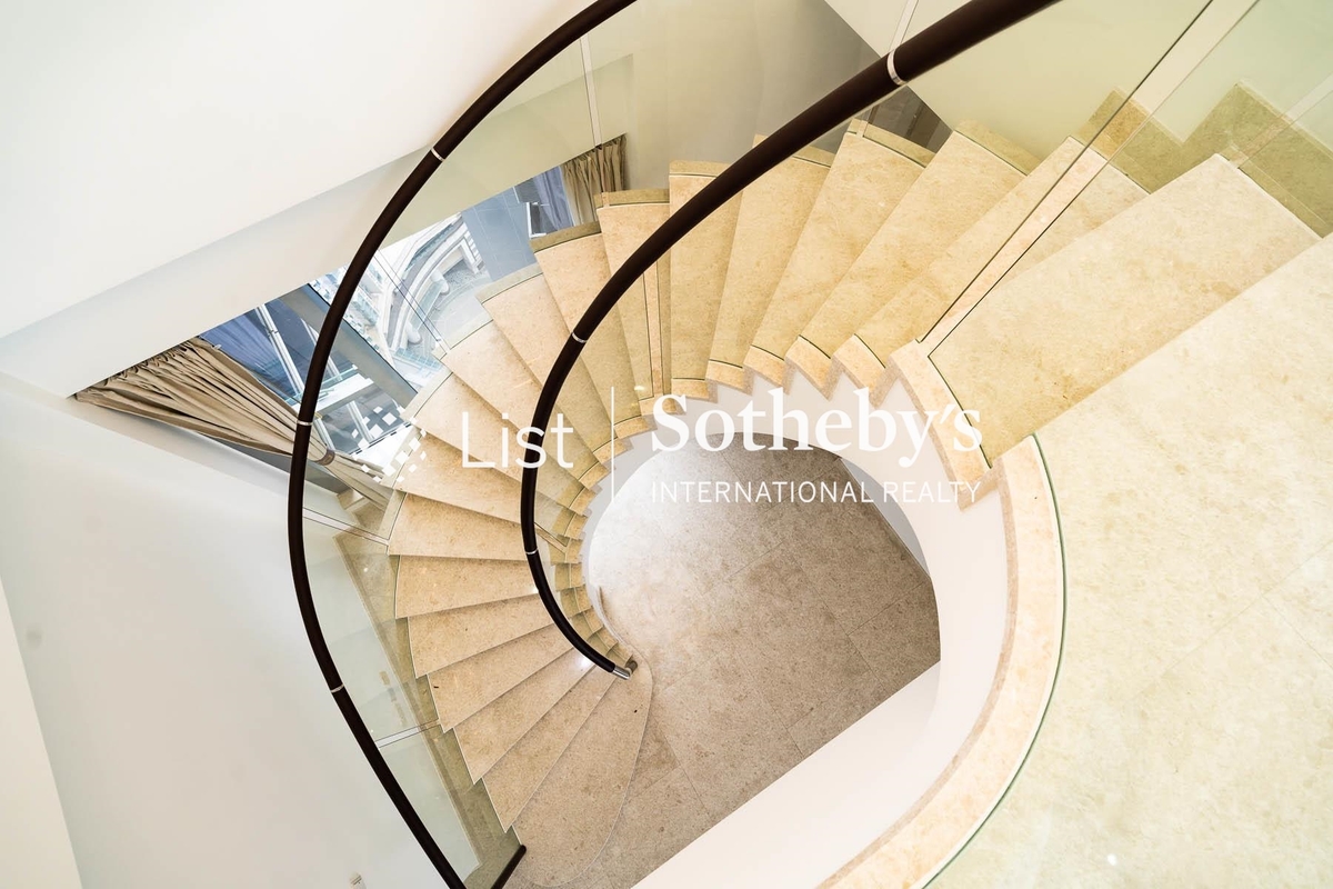 Imperial Cullinan 瓏璽 | Internal Staircase