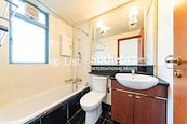 2 Park Road 柏道2號 | Master Bathroom