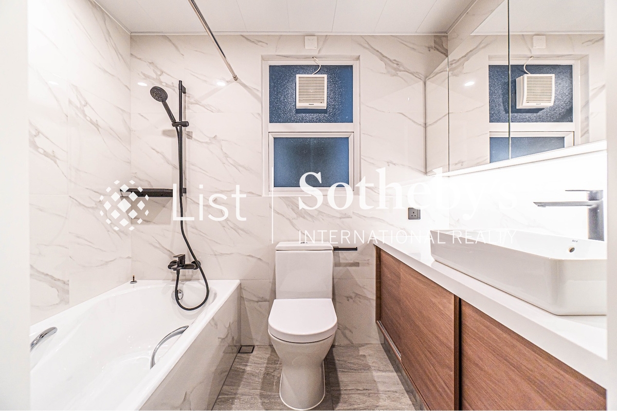 Goldwin Heights 高云台 | Master Bathroom