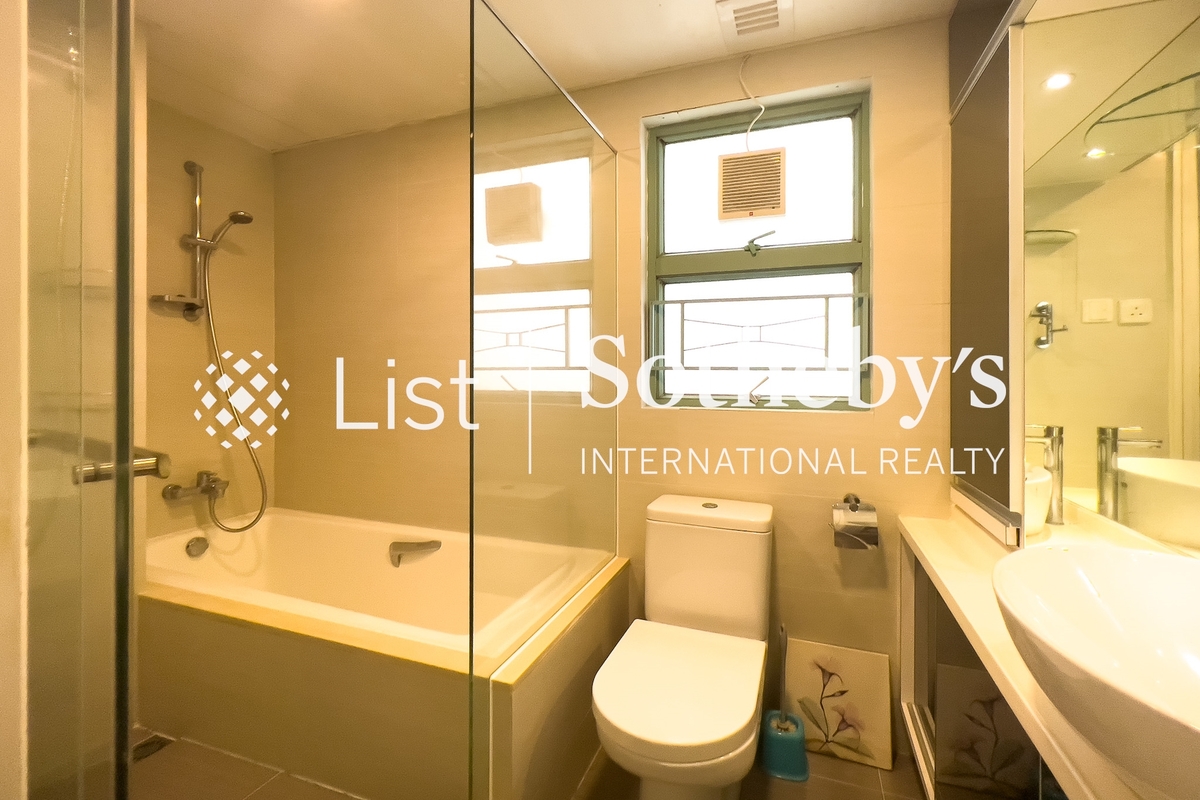 Goldwin Heights 高雲臺 | Master Bathroom