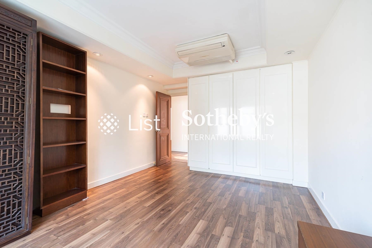 Elegant Court 雅麗閣 | Second Bedroom