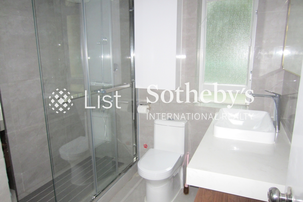 Fulham Garden 富林苑 | Master Bathroom