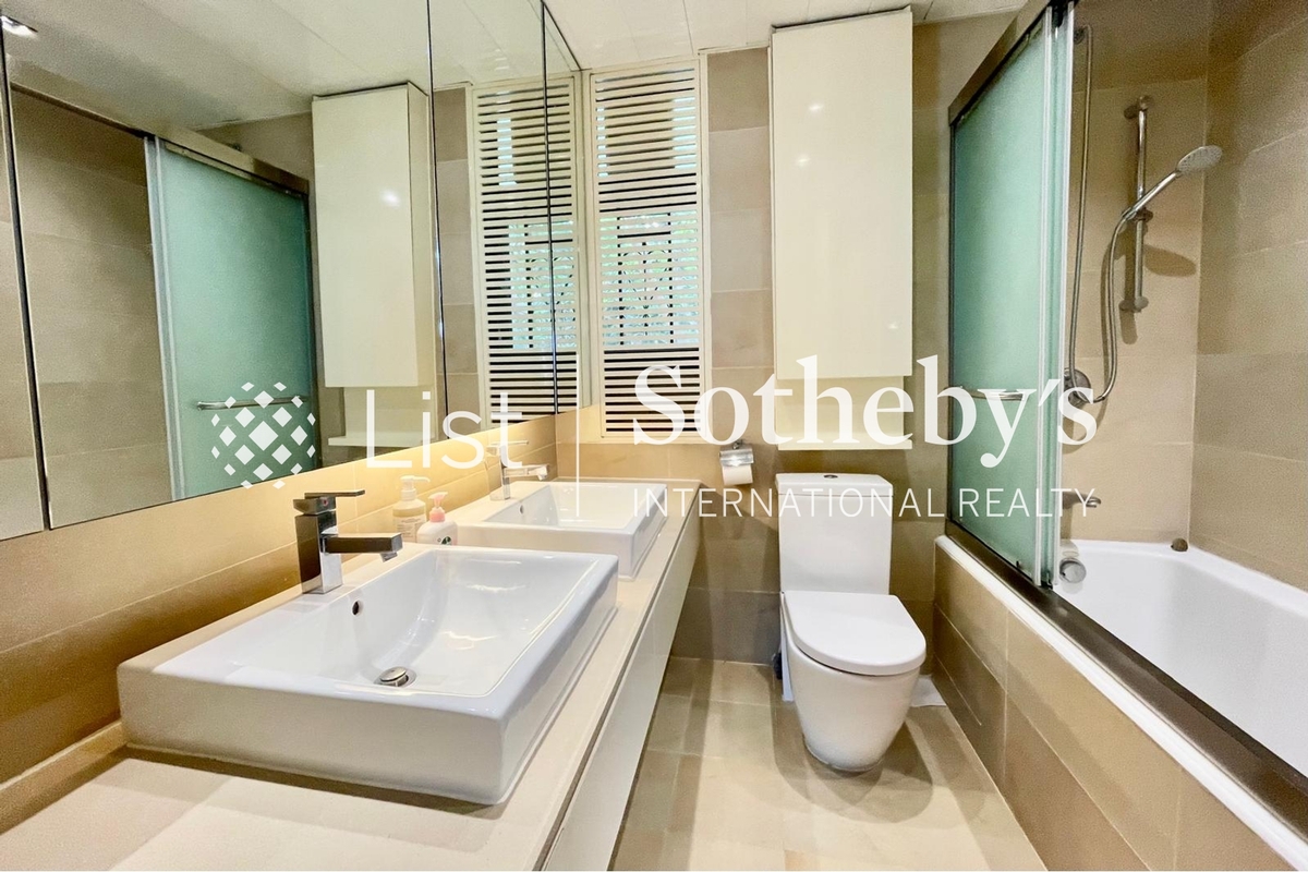 Fulham Garden 富林苑 | Master Bathroom