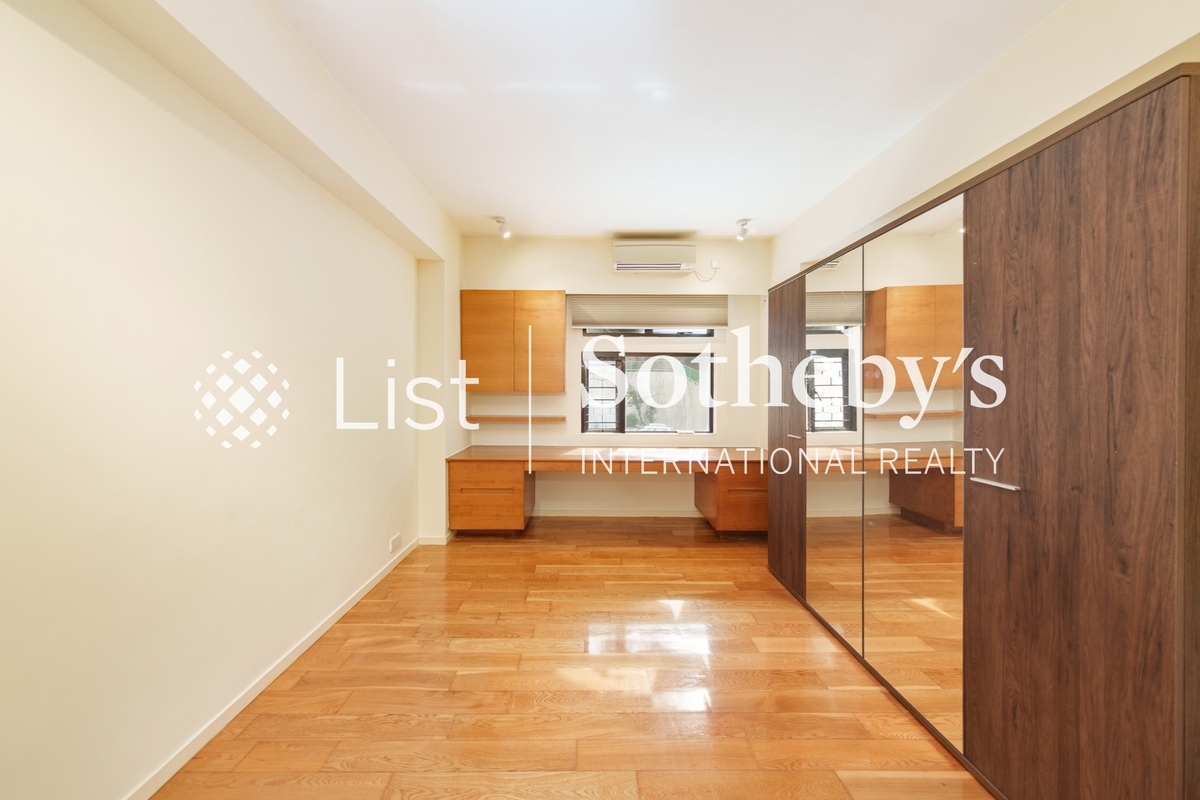 Fulham Garden 富林苑 | Third Bedroom