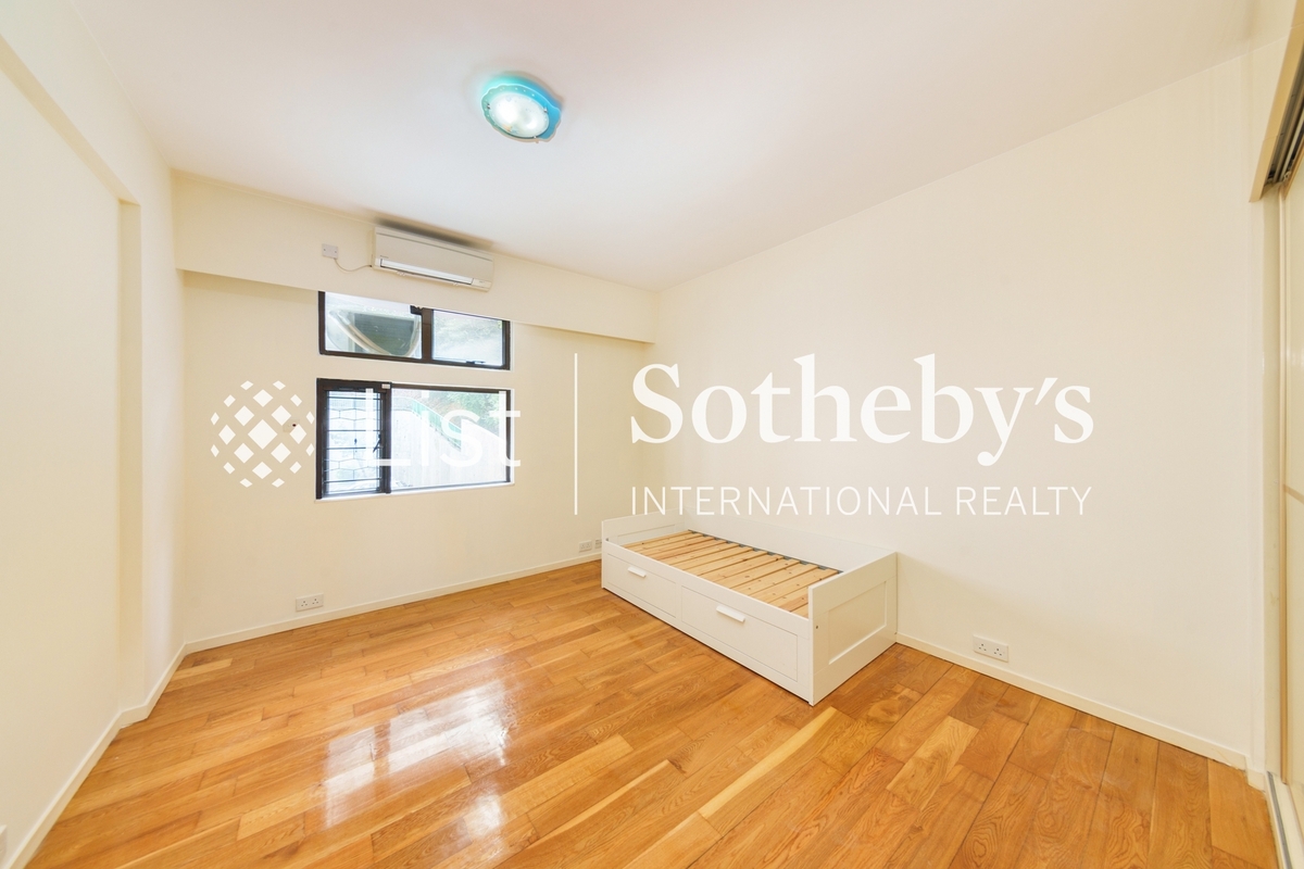 Fulham Garden 富林苑 | Second Bedroom