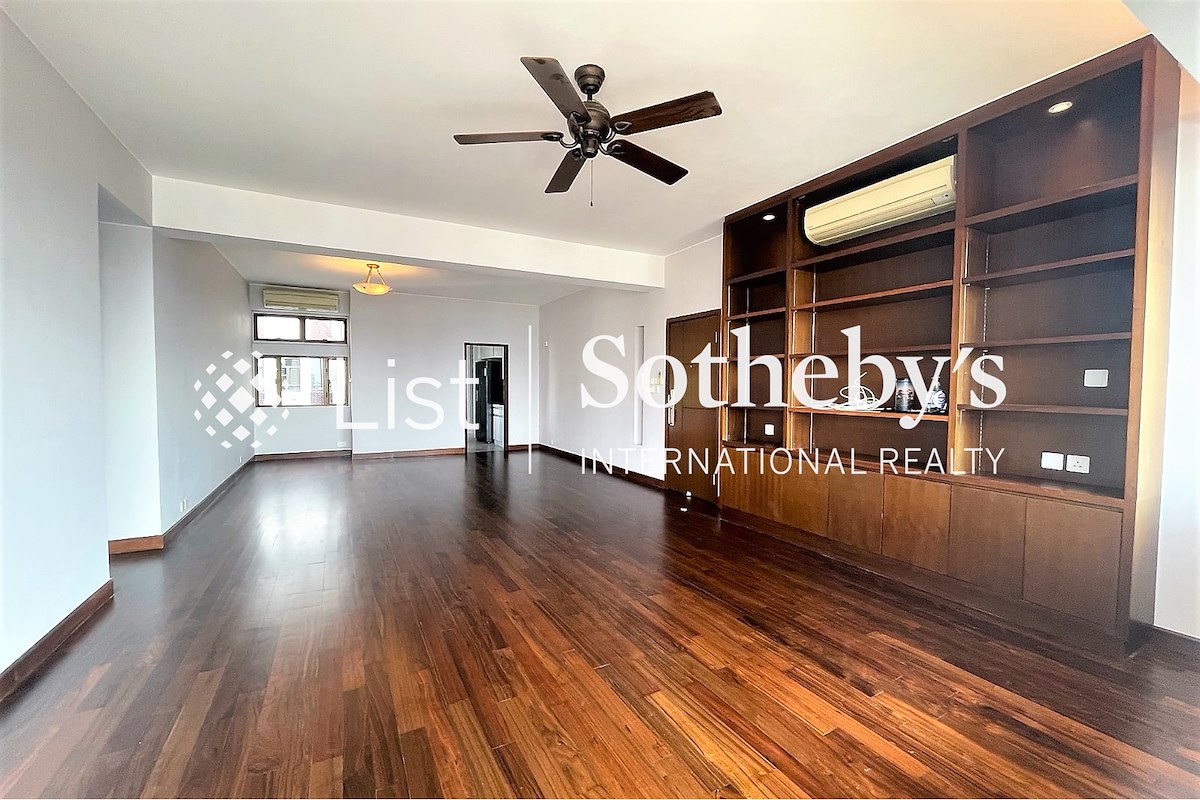 Fulham Garden 富林苑 | Living and Dining Room