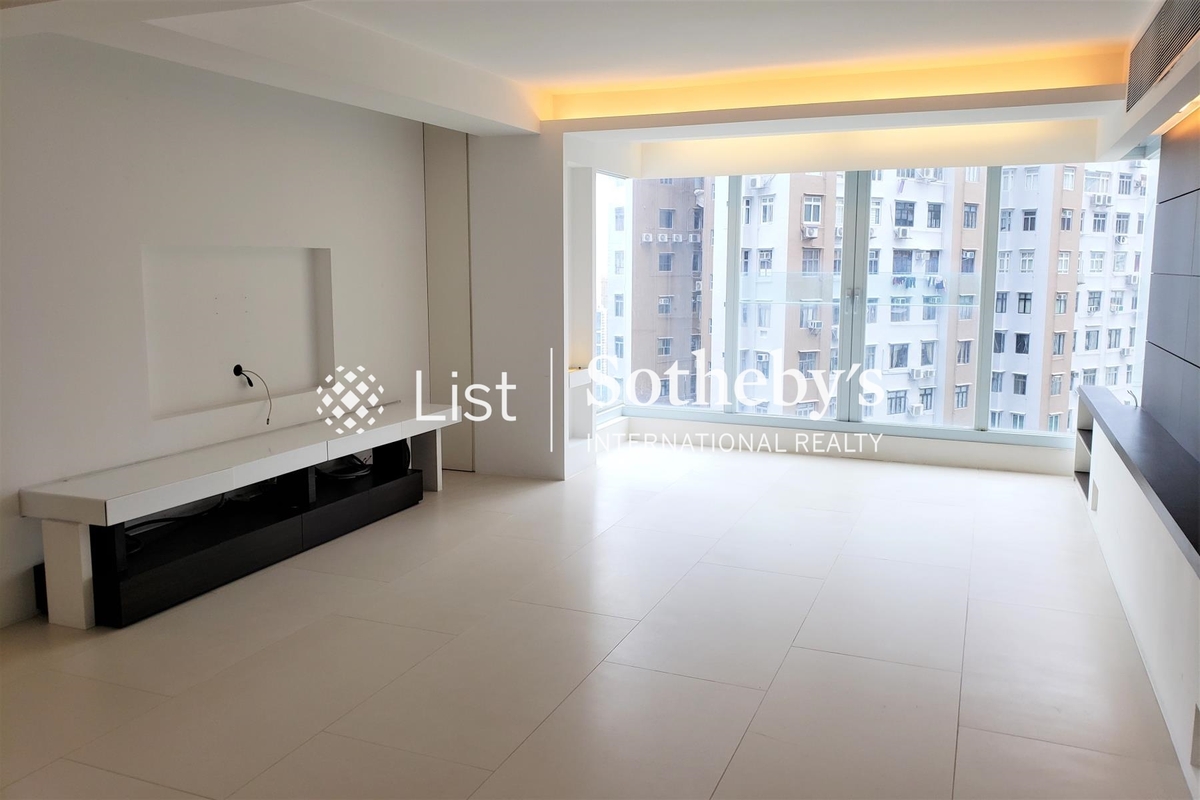 Bellevue Heights 碧蘭閣 | Living and Dining Room