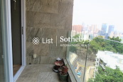 Park Garden 柏園 | Balcony off Living Room