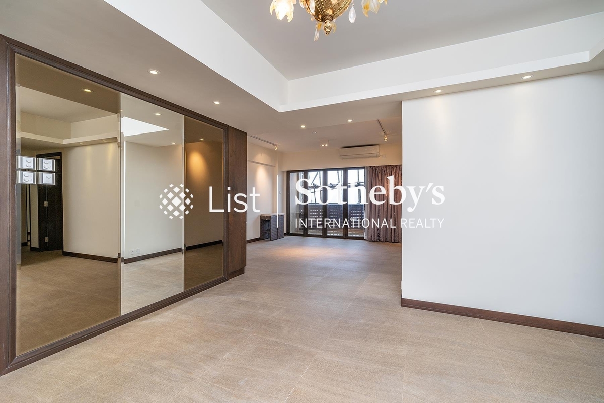 Park Garden 柏園 | Living and Dining Room