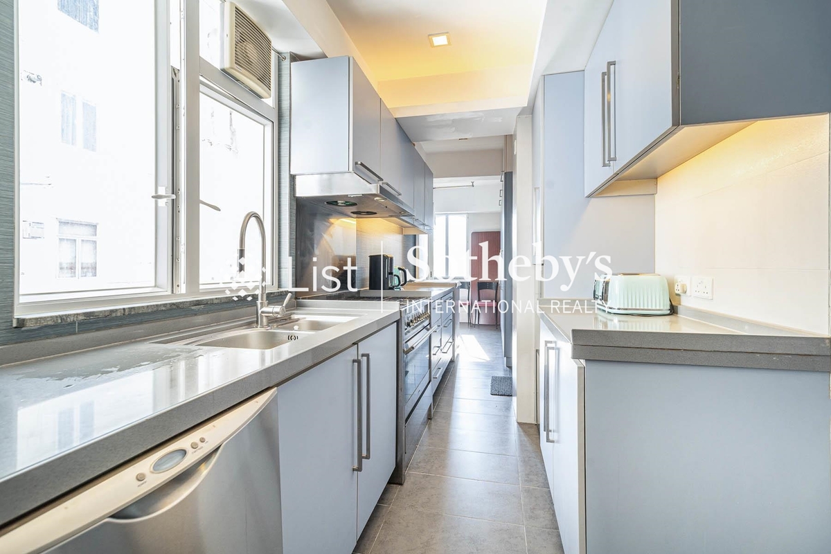 Y.Y. Mansions 裕仁大廈 | Kitchen