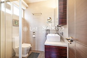 Y.Y. Mansions 裕仁大廈 | Master Bathroom